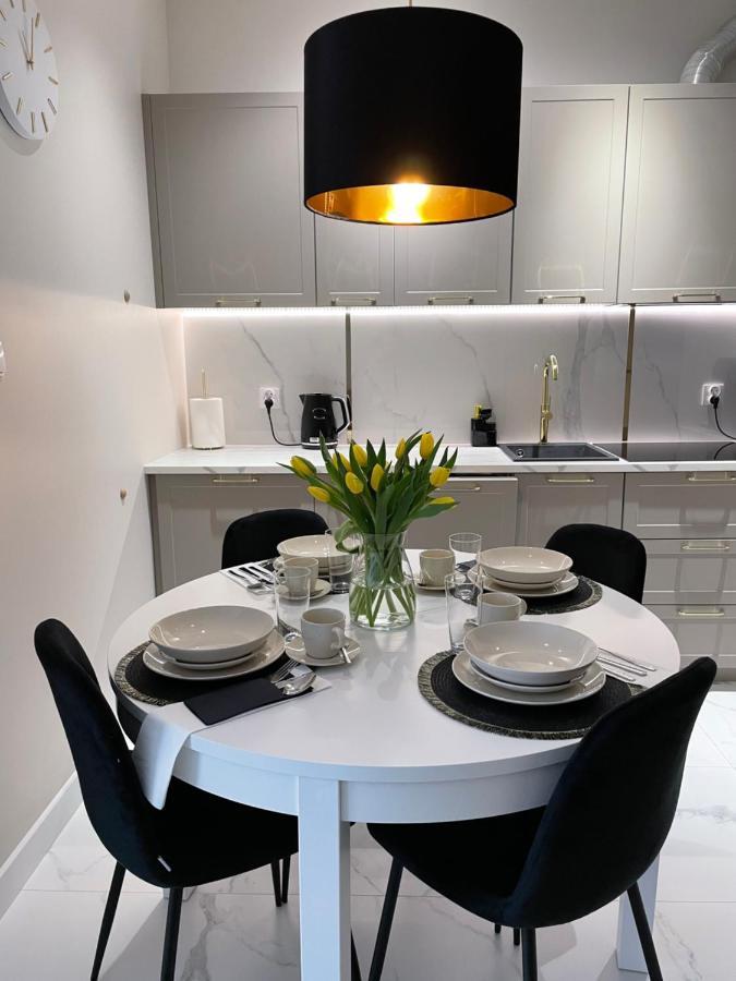 Sunset Resort Apartament Dziesiatka Przy Plazy Гжибово Екстериор снимка