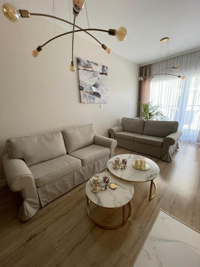 Sunset Resort Apartament Dziesiatka Przy Plazy Гжибово Екстериор снимка
